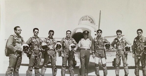 ببینید | ماجرای عجیب توبه خلبان ارتش و شکسته شدن حکم اعدامش