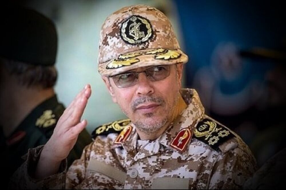 جزئیات مراسم سالگرد سردار باقری، همسر و فرزند ایشان / کدام چهرهها حضور داشتند؟ جزئیات مراسم سالگرد سردار باقری، همسر و فرزند ایشان / کدام چهرهها حضور داشتند؟